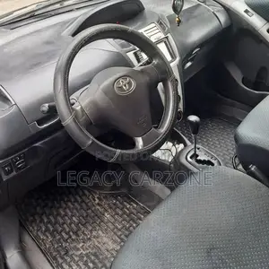 Toyota Yaris 2007 Gray