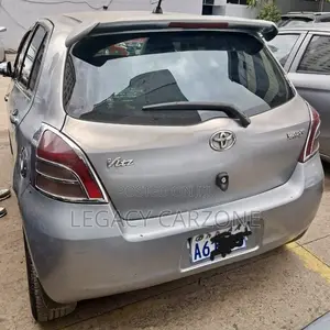 Toyota Yaris 2007 Gray