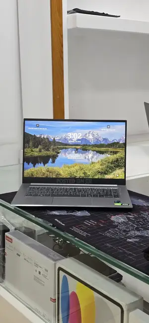 New Laptop HP ZBook 15 32GB Intel Core i7 SSD 512GB