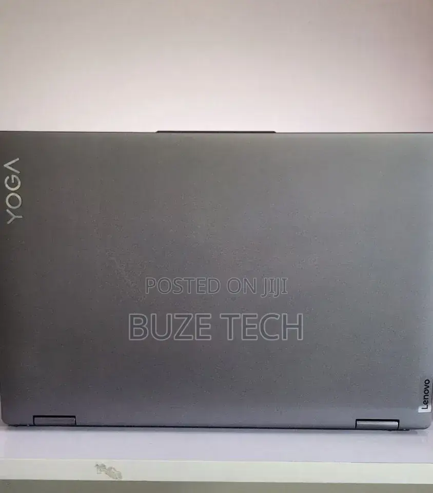 New Laptop Lenovo Yoga 7i 16GB Intel Core i7 SSD 512GB