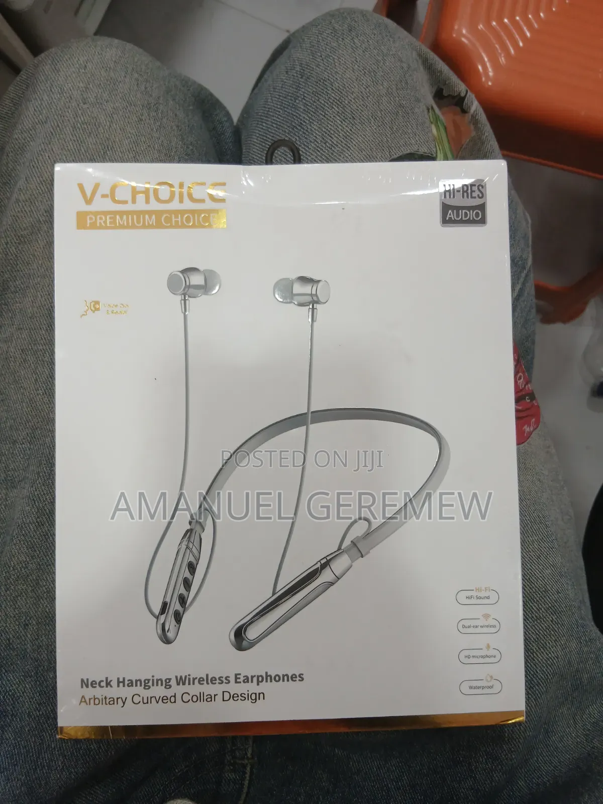 Neck Hanging Wireless Earphones