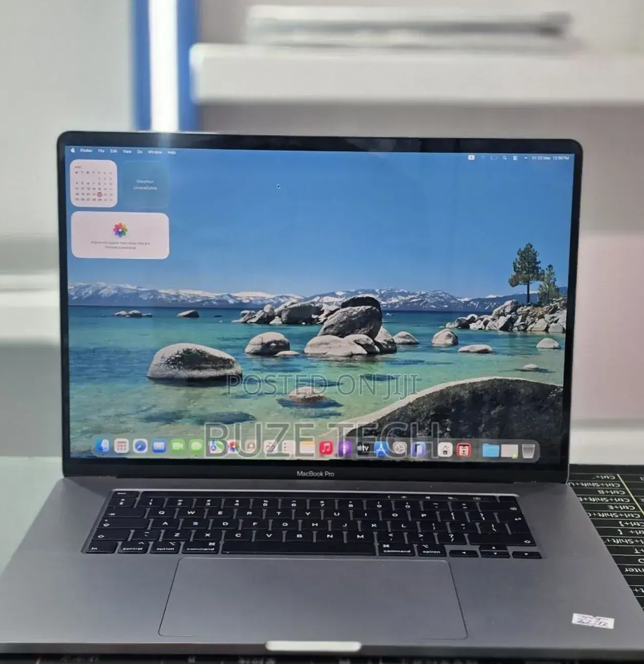 New Laptop Apple MacBook Pro 2019 32GB Intel Core i9 SSD 1T
