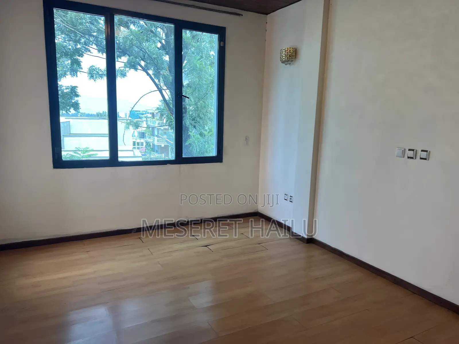 5bdrm House in Total 3 Koter, Nifas Silk-Lafto for rent