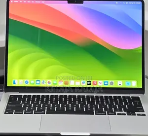 New Laptop Apple MacBook Air 2022 M2 16GB Apple M2 SSD 512GB