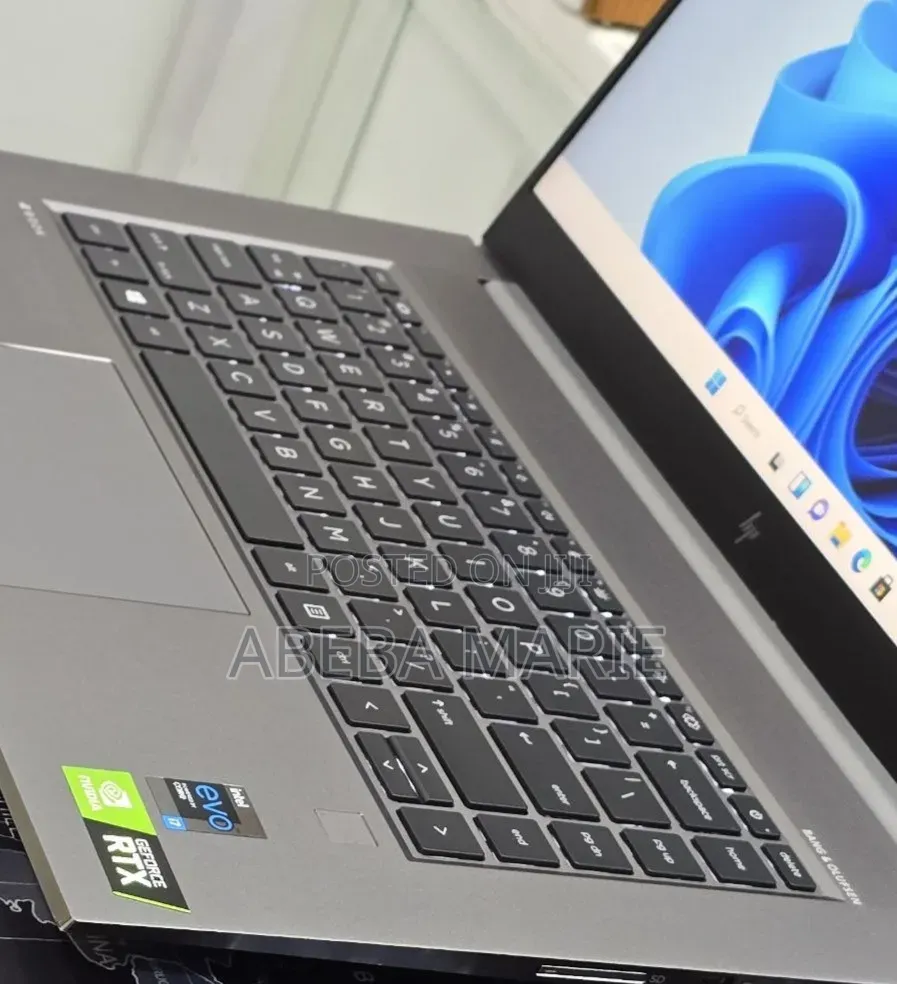 New Laptop HP ZBook 15 32GB Intel Core i7 SSD 512GB