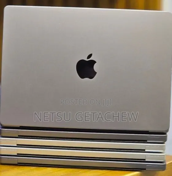 New Laptop Apple MacBook Pro 2021 M1 16GB Apple M1 Pro SSD 512GB