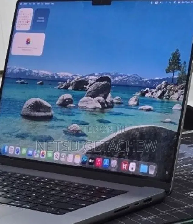 New Laptop Apple MacBook Pro 2021 M1 32GB Apple M1 Pro SSD 512GB