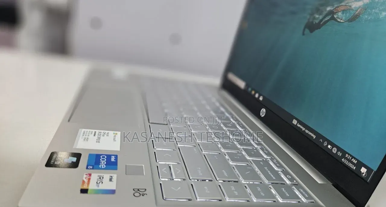 New Laptop HP Pavilion 15 8GB Intel Core i5 SSD 512GB