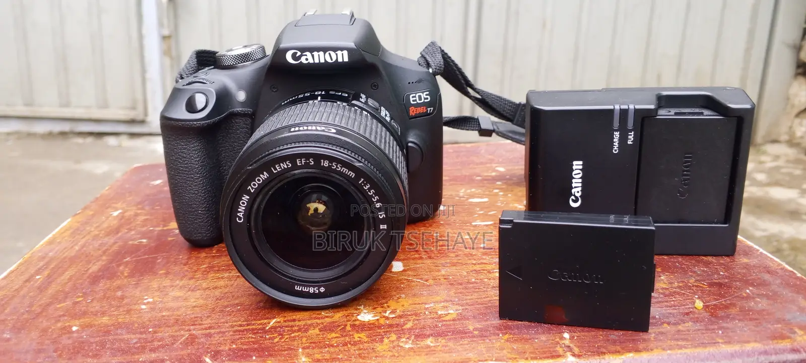 Cannon Eos Rebel T7 and Camera Withe Bag Battry Charger