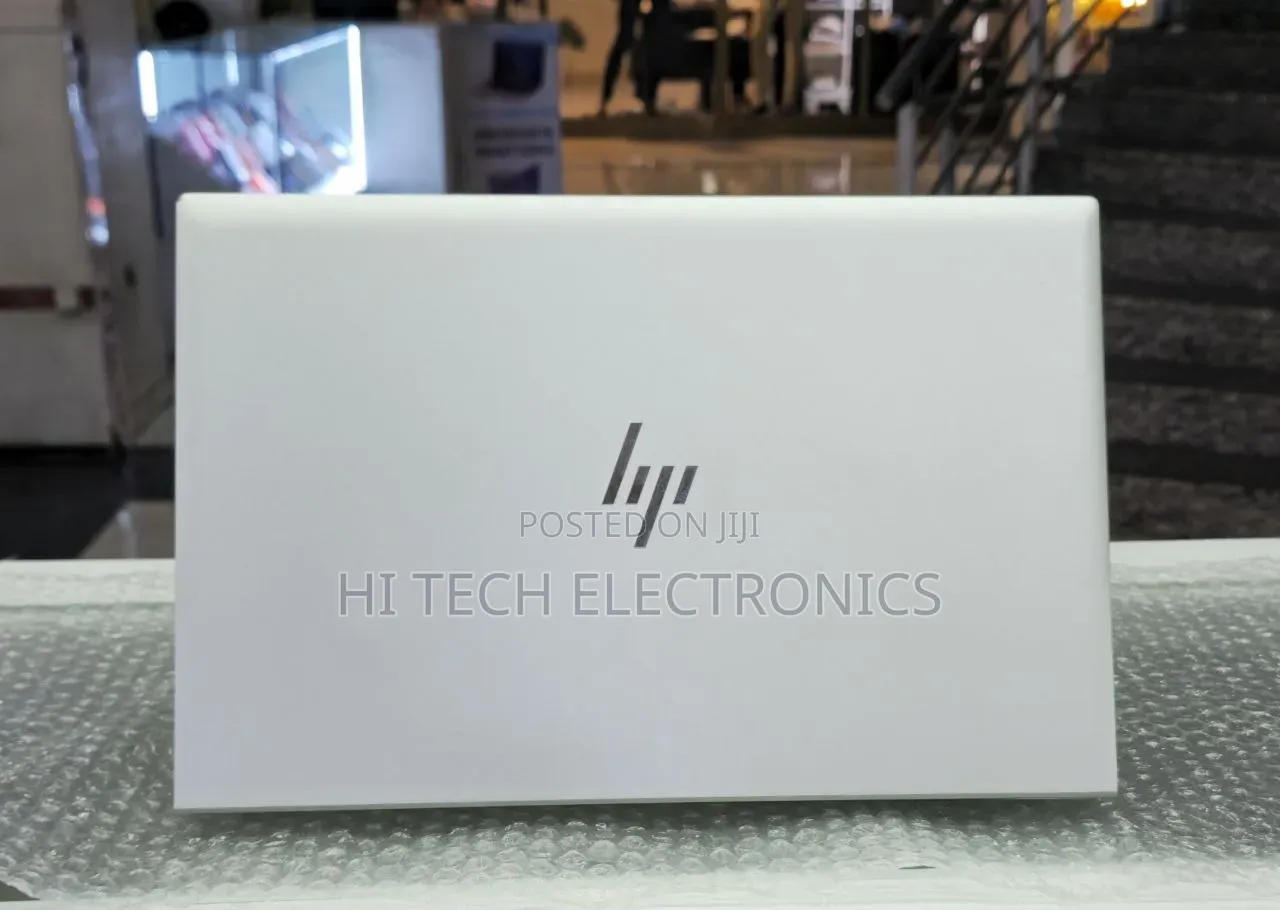 New Laptop HP EliteBook 840 G8 16GB Intel Core i7 SSD 512GB