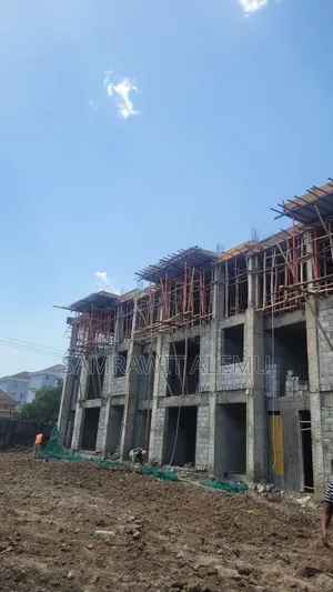 2bdrm Apartment in ካንጋሮ, Bole for sale