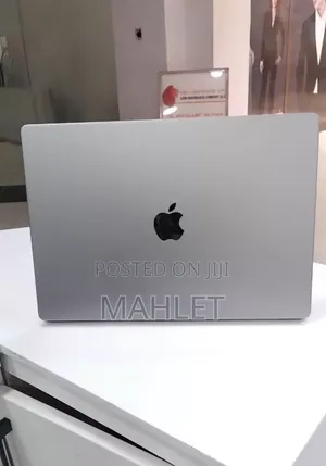 New Laptop Apple MacBook Pro 2021 M1 32GB Intel Core i9 SSD 1T