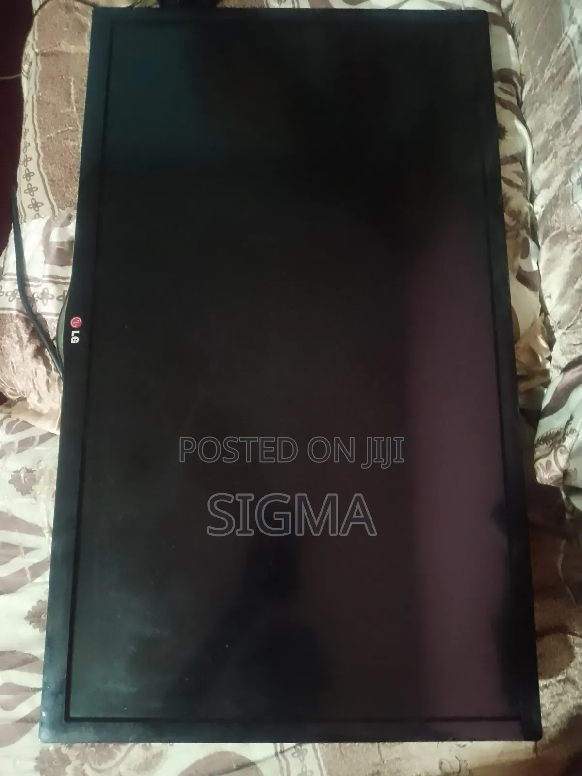 LG TV 32ln