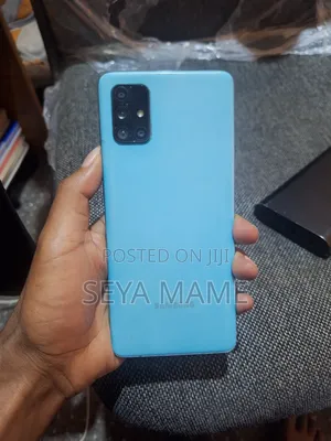 Samsung Galaxy A71 128 GB Blue