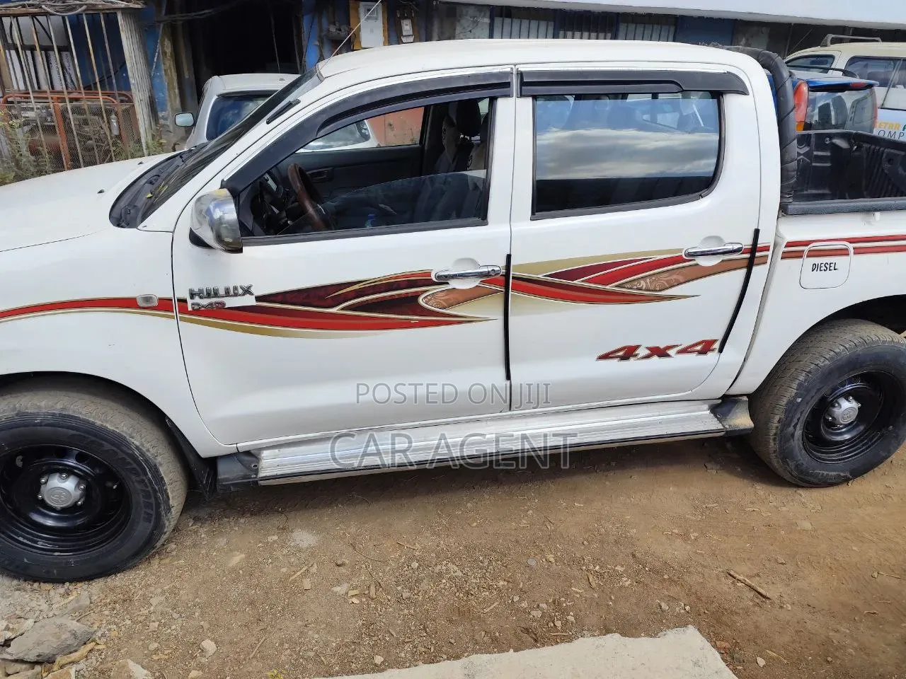 Toyota Hilux 2006 White