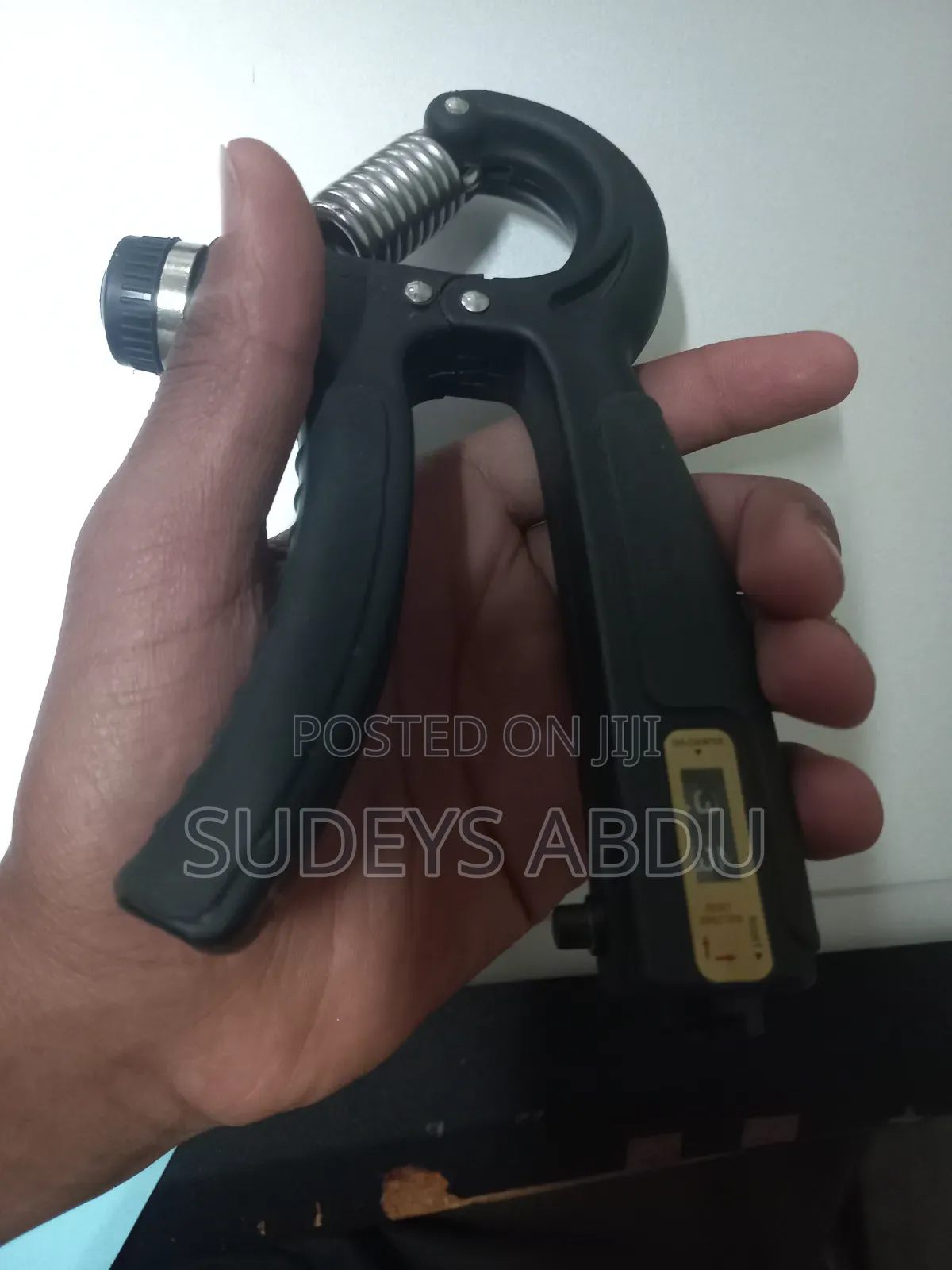 Adjustable Hand Grip