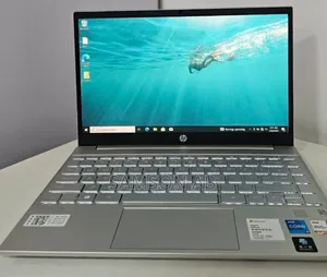 New Laptop HP Pavilion 13 8GB Intel Core i5 SSD 512GB