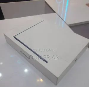 New Laptop Apple MacBook Air 2026 M5 16GB Apple M5 SSD 512GB