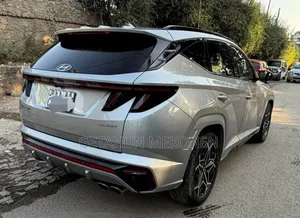 Hyundai Tucson 2022 Silver