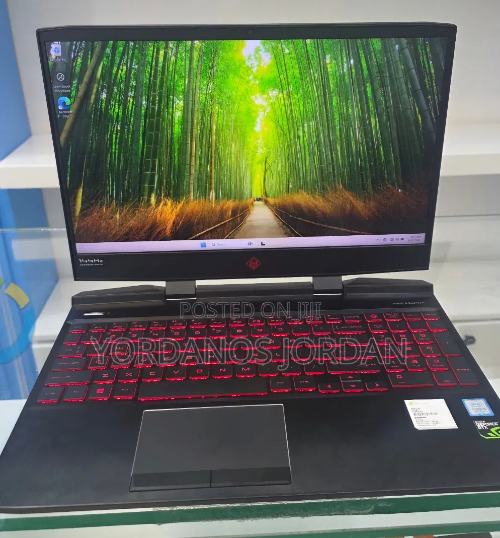 New Laptop HP Omen X 8GB Intel Core i5 SSHD (Hybrid) 1.5T