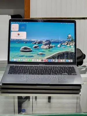 New Laptop Apple MacBook Air 2020 M1 8GB Apple M1 SSD 256GB