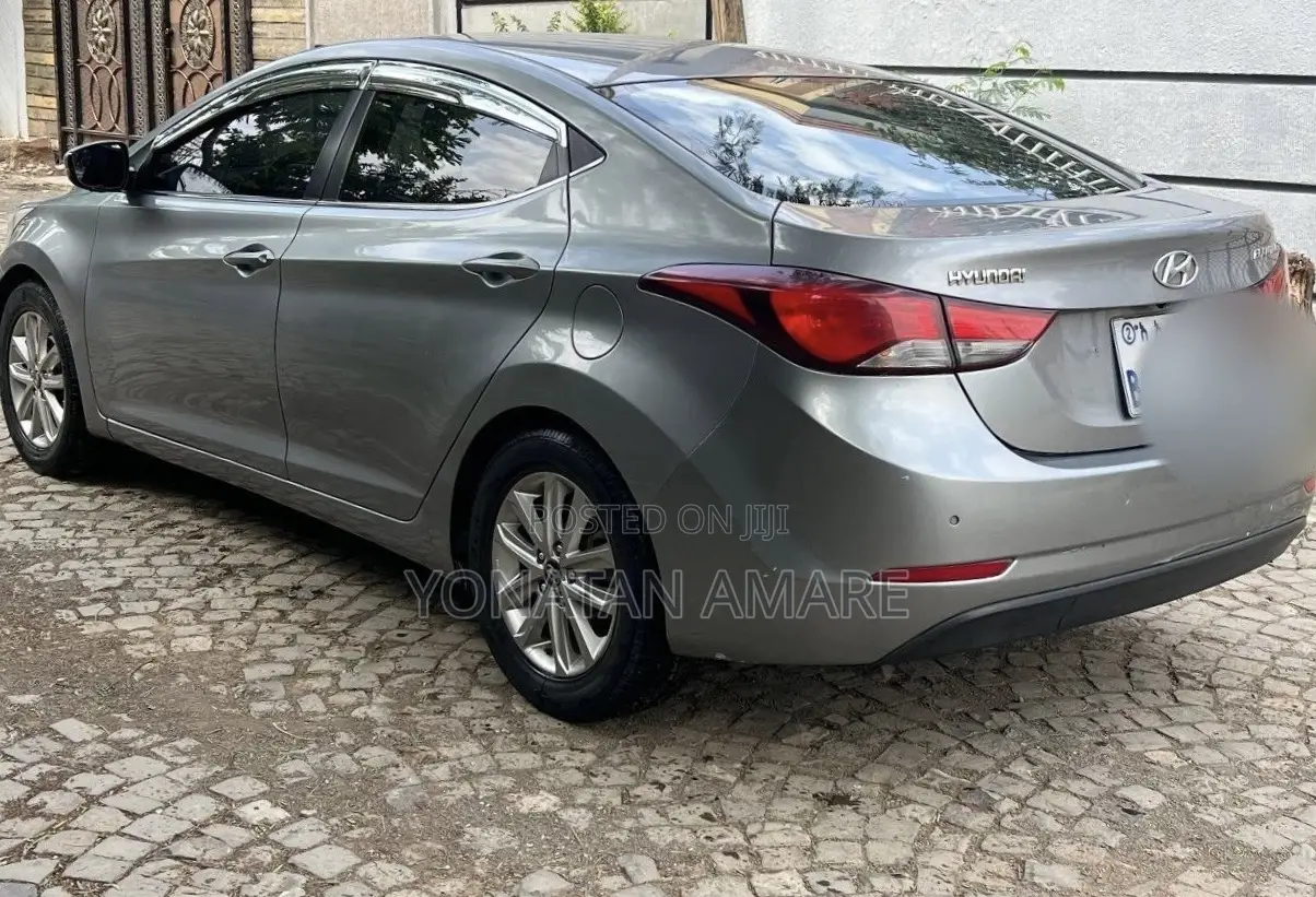Hyundai Elantra 2014