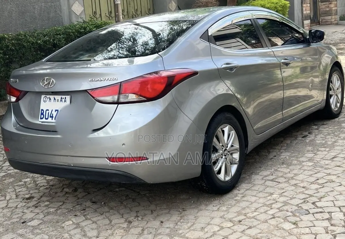 Hyundai Elantra 2014