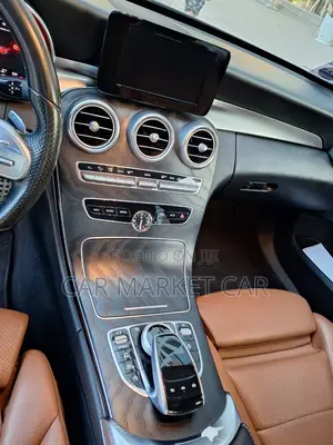 Mercedes-Benz C200 2019 Black
