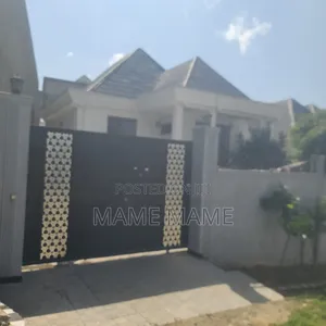 5bdrm Villa in Addis Abeba, Bole for sale