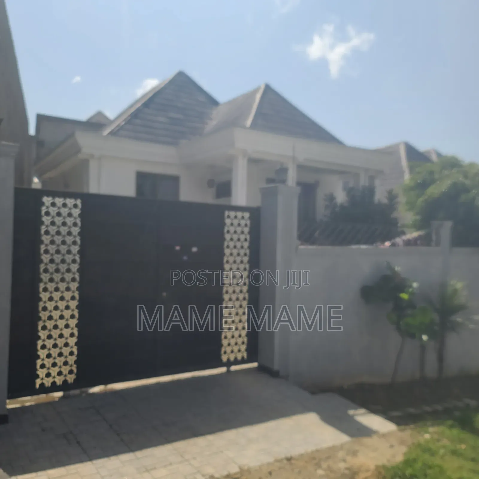 5bdrm Villa in Addis Abeba, Bole for sale