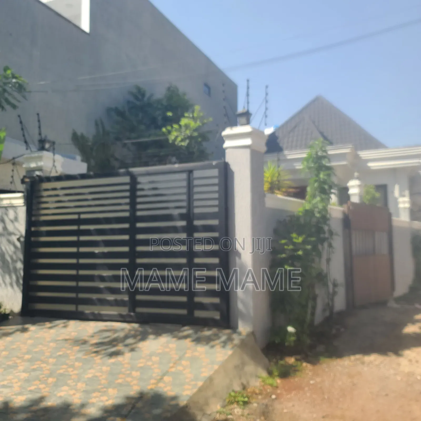 5bdrm Villa in Addis Abeba, Bole for sale