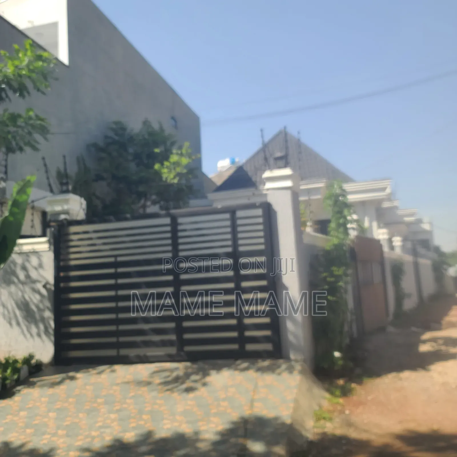 5bdrm Villa in Addis Abeba, Bole for sale