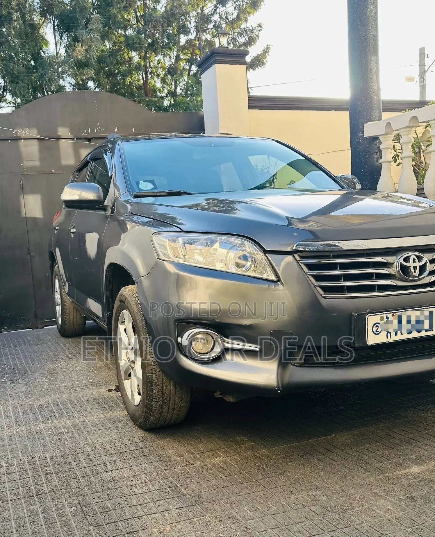 Toyota RAV4 2010 Green