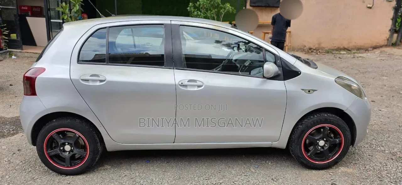 Toyota Yaris 2008 Silver