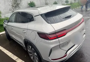 BYD Song Plus 2025 White