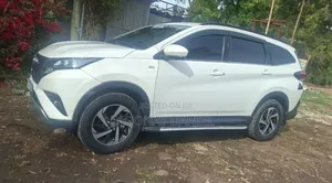 Toyota Rush 2022 Silver