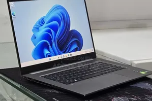 New Laptop HP ZBook 15 32GB Intel Core i7 SSD 512GB