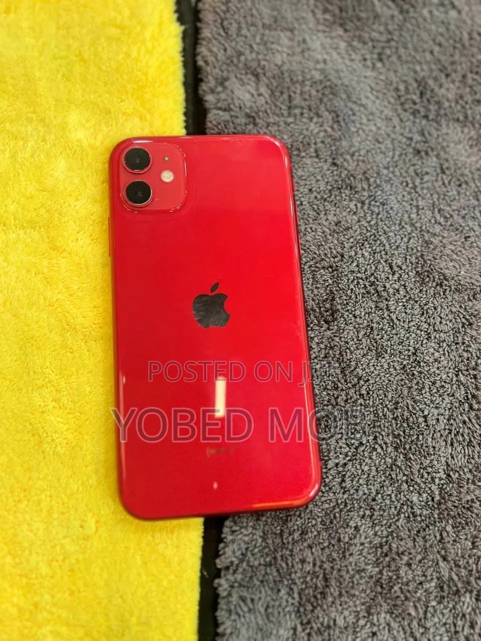 Apple iPhone 11 64 GB Red