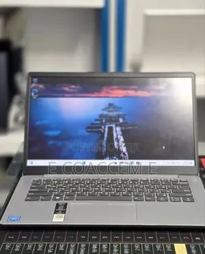 New Laptop Lenovo 4GB Intel SSD 128GB
