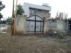 Furnished 5bdrm Townhouse/Terrace in Legetafo Area, Oromia-Finfinne