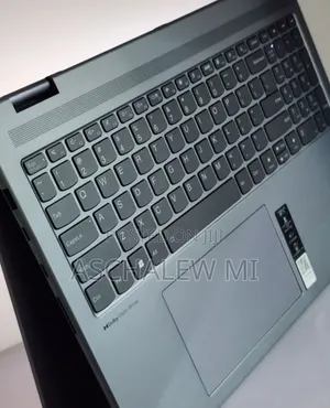 New Laptop Lenovo Yoga 7i 16GB Intel Core i7 SSD 512GB