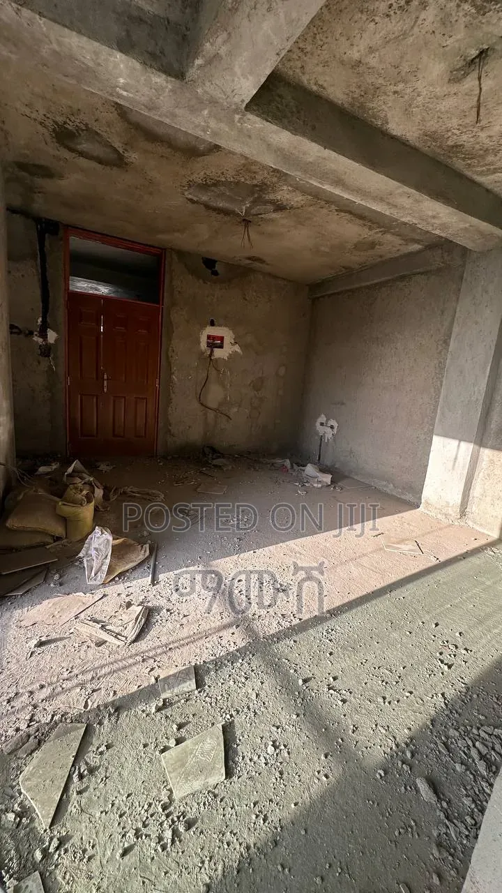 2bdrm Condo in ቦሌ በሻሌ 40/60 ኮንዶሚኒየም, Bole for sale
