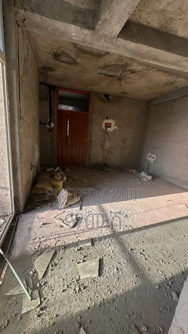 2bdrm Condo in ቦሌ በሻሌ 40/60 ኮንዶሚኒየም, Bole for sale