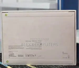 New Laptop Apple MacBook 16GB Apple M4 SSD 256GB