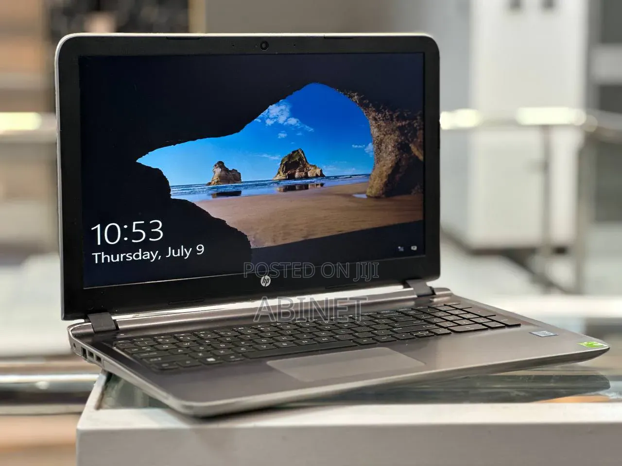 New Laptop HP Pavilion 15 8GB Intel Core i5 HDD 1T