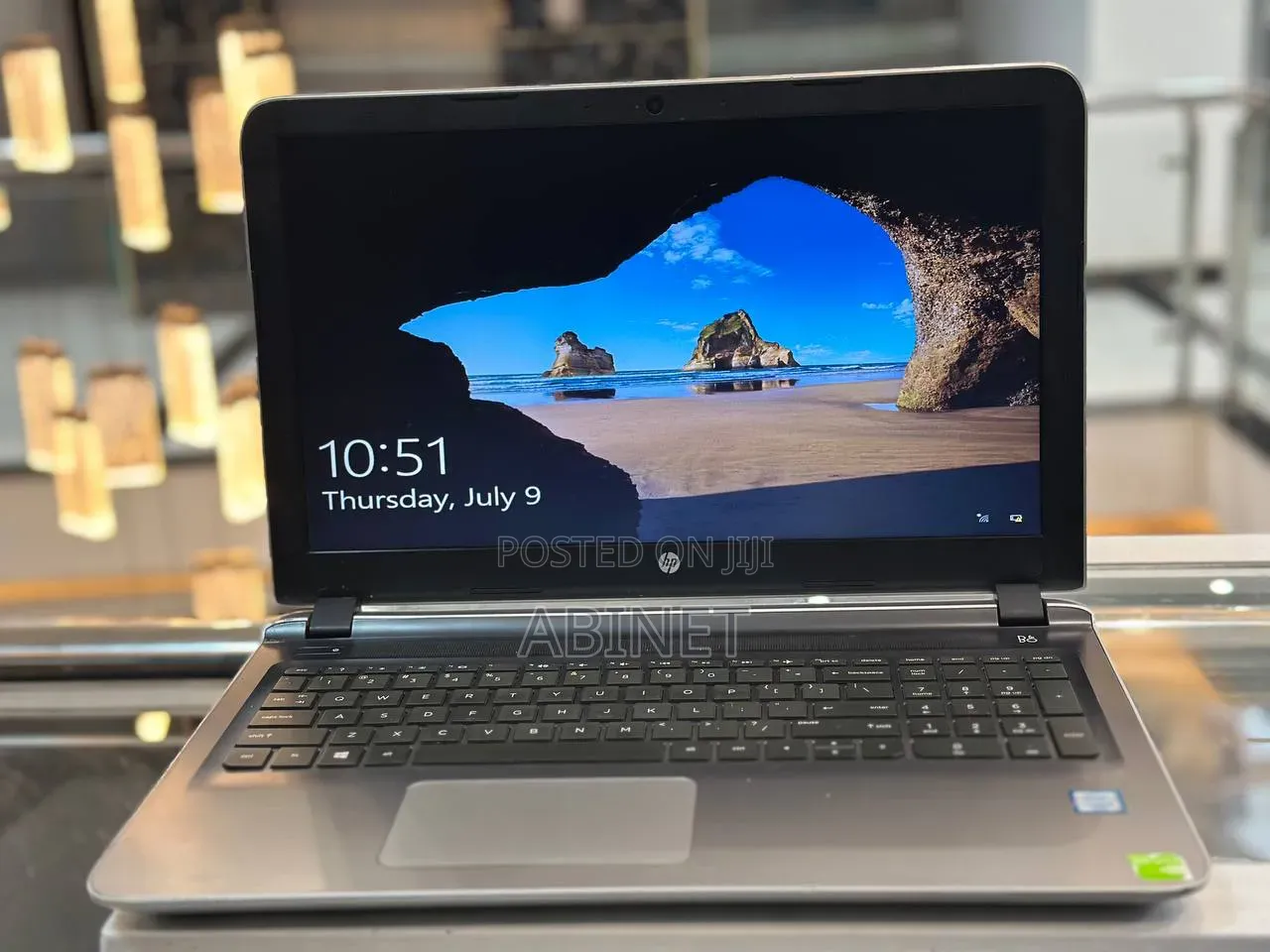 New Laptop HP Pavilion 15 8GB Intel Core i5 HDD 1T