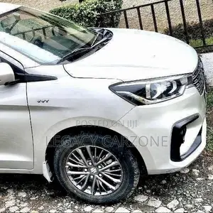 Suzuki Ertiga 2021 White