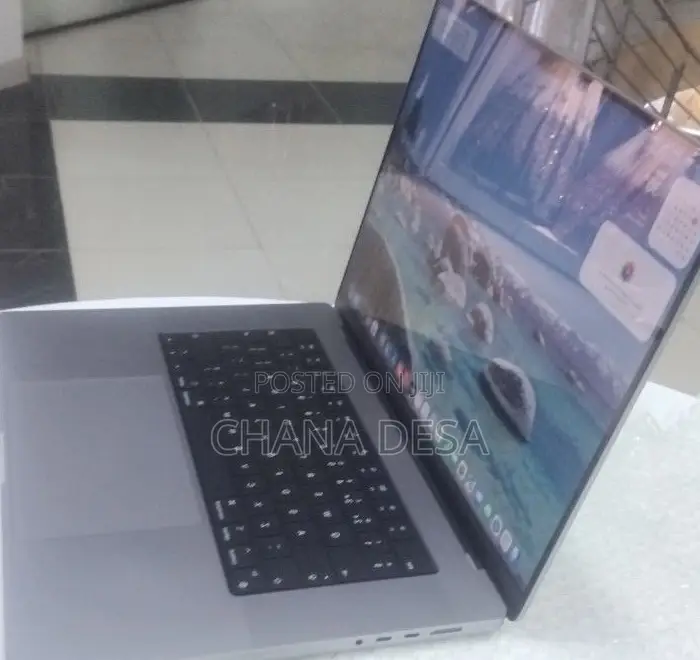 New Laptop Apple MacBook Pro 2021 M1 Max 32GB Apple M1 Pro SSD 1T