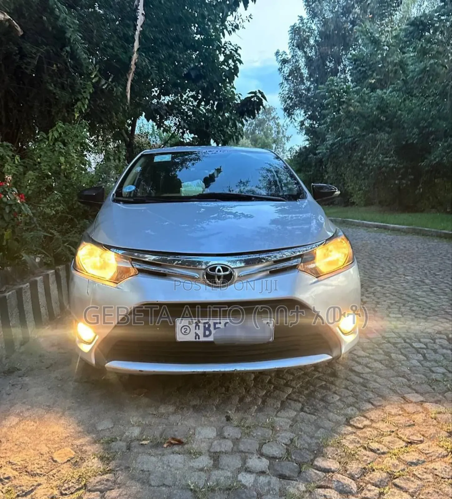 Toyota Yaris 2014 Silver