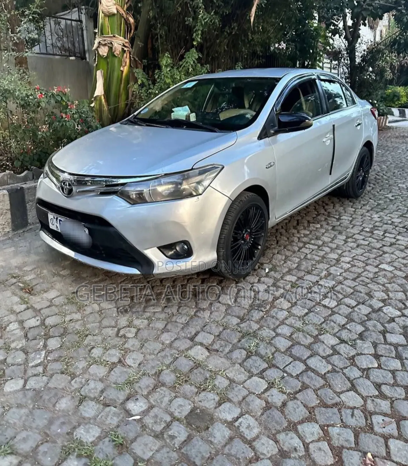 Toyota Yaris 2014 Silver
